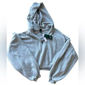 Wild Fable Woman’s Lg Light Gray 1/4 Zip Oversized Crop Hoodie NWT